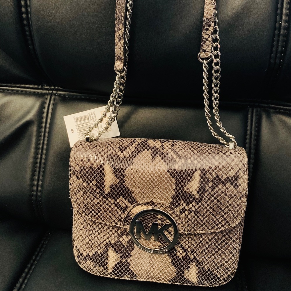 🐍sold 🐍Michael Kors Fulton python print
